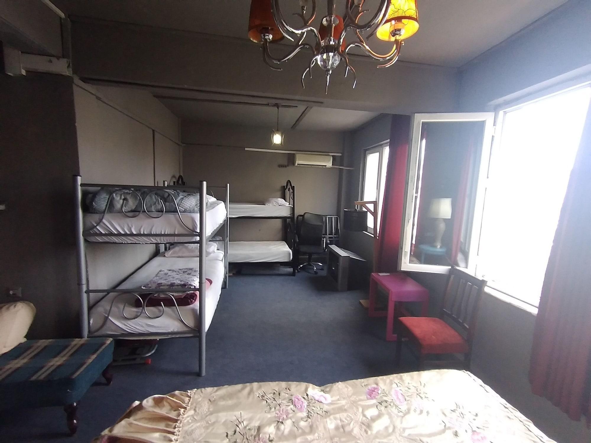 Nostalji Hostel Istanbul Bagian luar foto