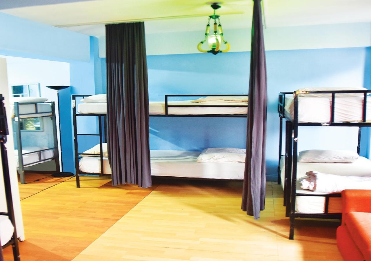 Nostalji Hostel Istanbul Bagian luar foto