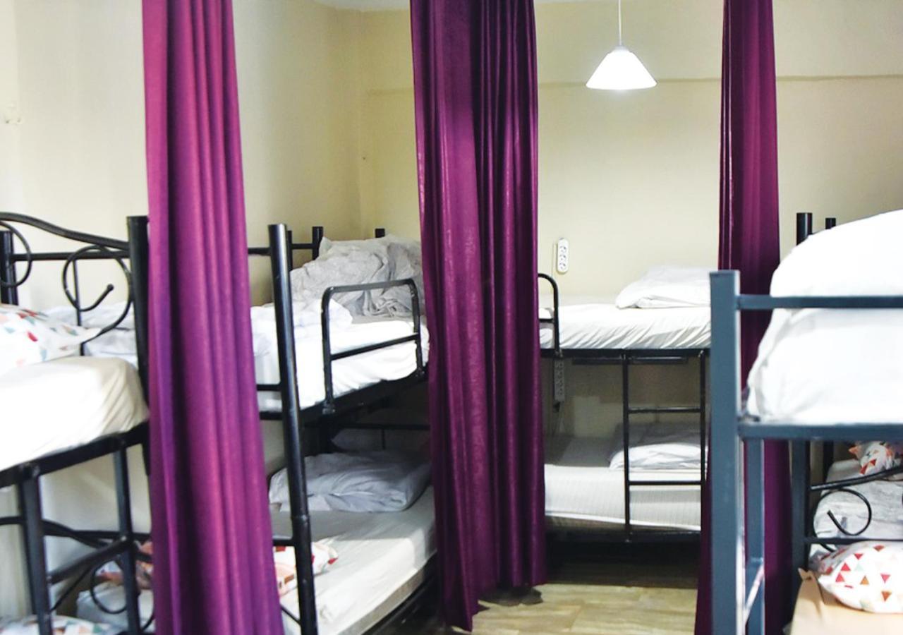 Nostalji Hostel Istanbul Bagian luar foto