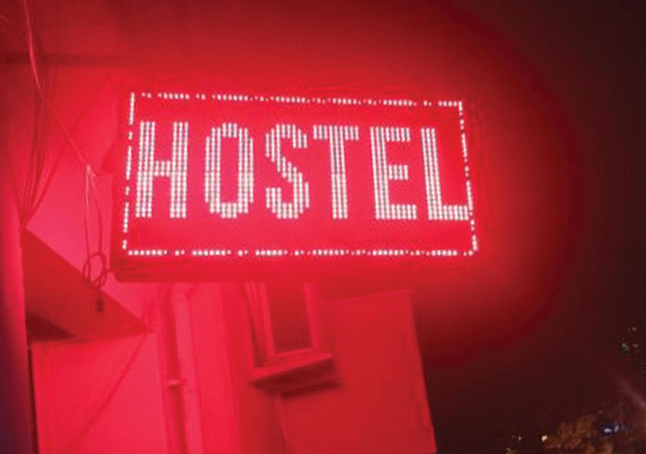 Nostalji Hostel Istanbul Bagian luar foto